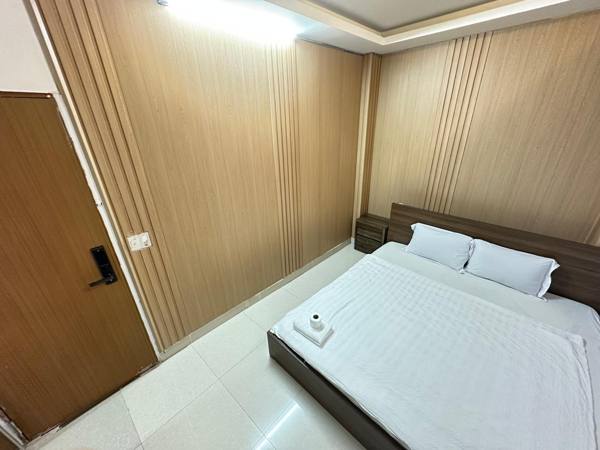 Thanh Thanh 5 Dalat Hotel - Ks Gan Cho Dem Gia Re Екстер'єр фото